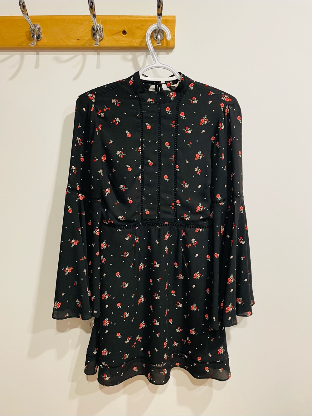 Jack by BB Dakota Black Long-Sleeve Floral Mini Dress
